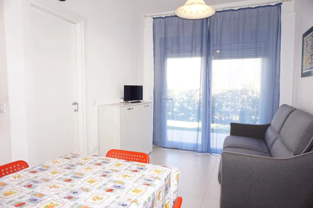 Flat With A Private Garden Next To The Sea Apartment Porto Santa Margherita di Caorle
