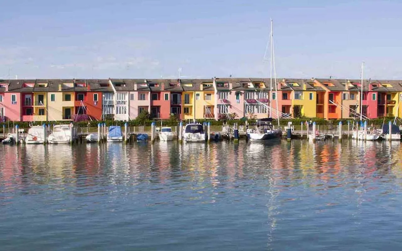 Flat With A Private Garden Next To The Sea Apartment Porto Santa Margherita di Caorle